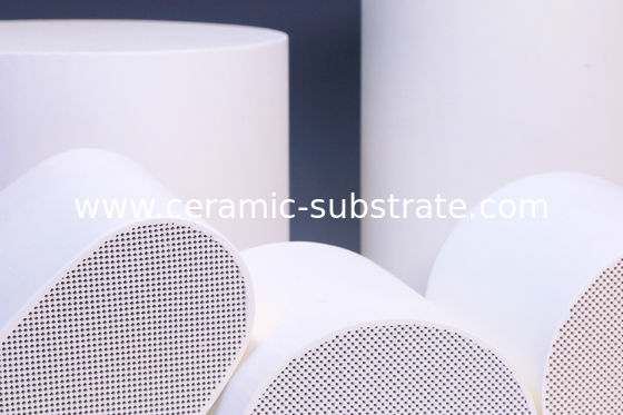 주문 벌집 세라믹 디젤 엔진 배출 미립자 여과기를 위한 자동차 근청석 DPF online manufacture
